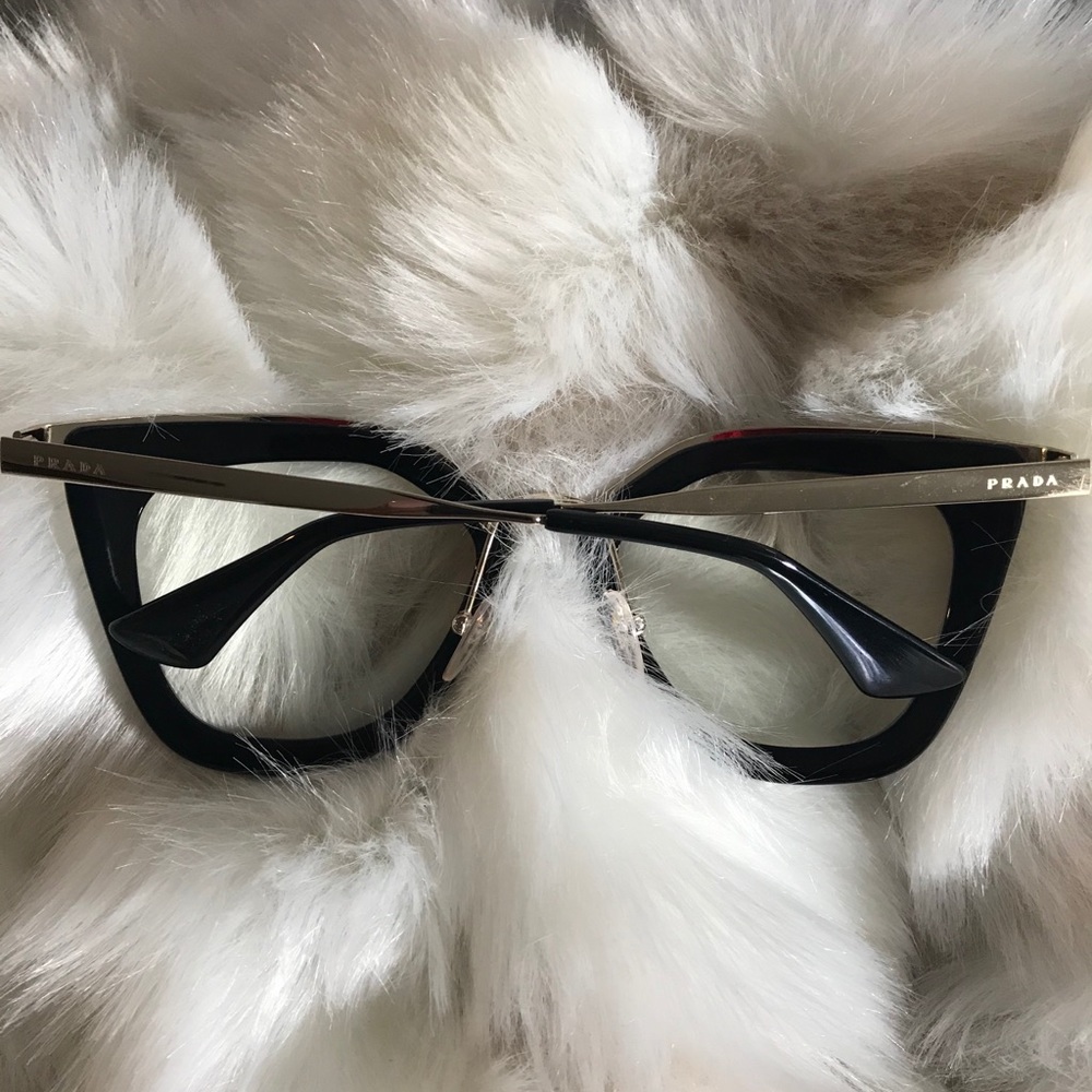 Prada High Fashion Glasses - Picture 6 of 8